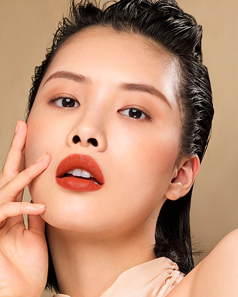 SHU UEMURA